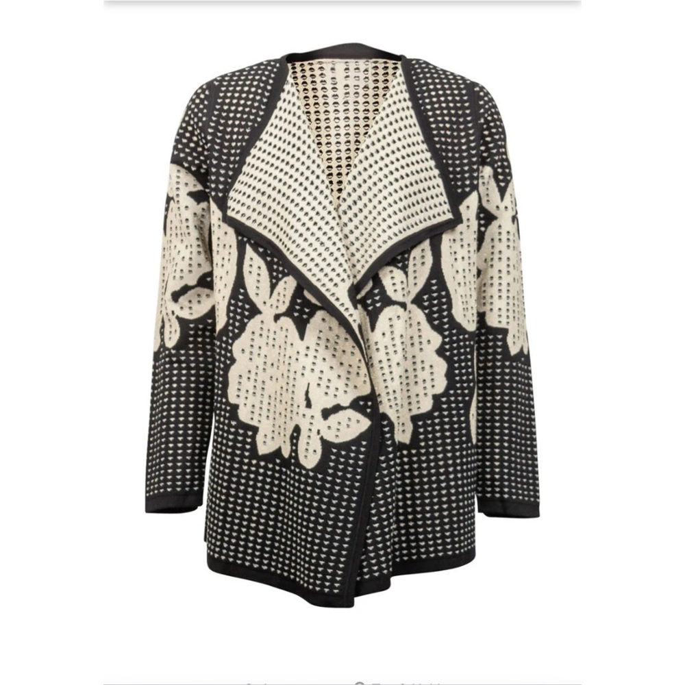 🎉HP🎉NWT🌸Gorgeous Shimmer Black and Cream Patter Long Knit Jacket - Picture 6 of 16